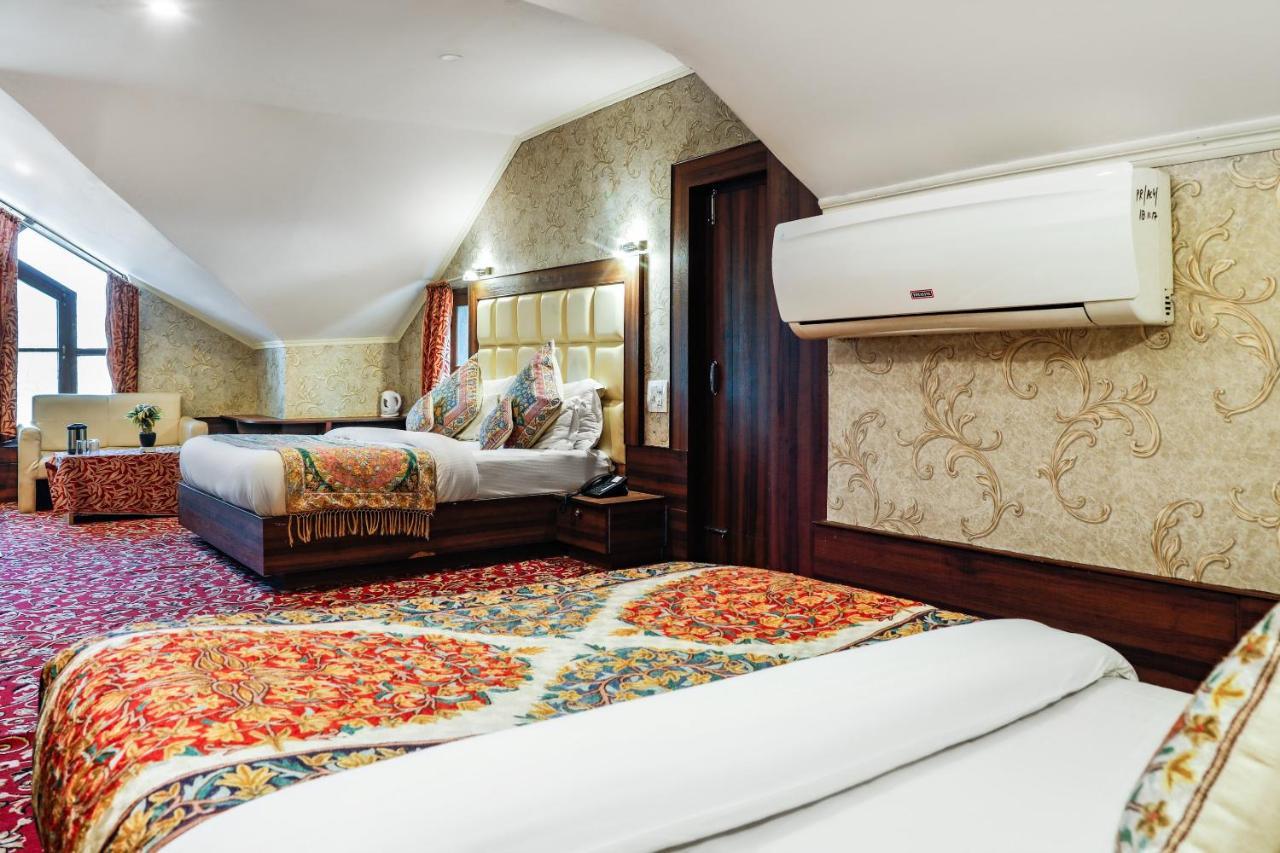 Pahalgam Retreat Hotel Buitenkant foto